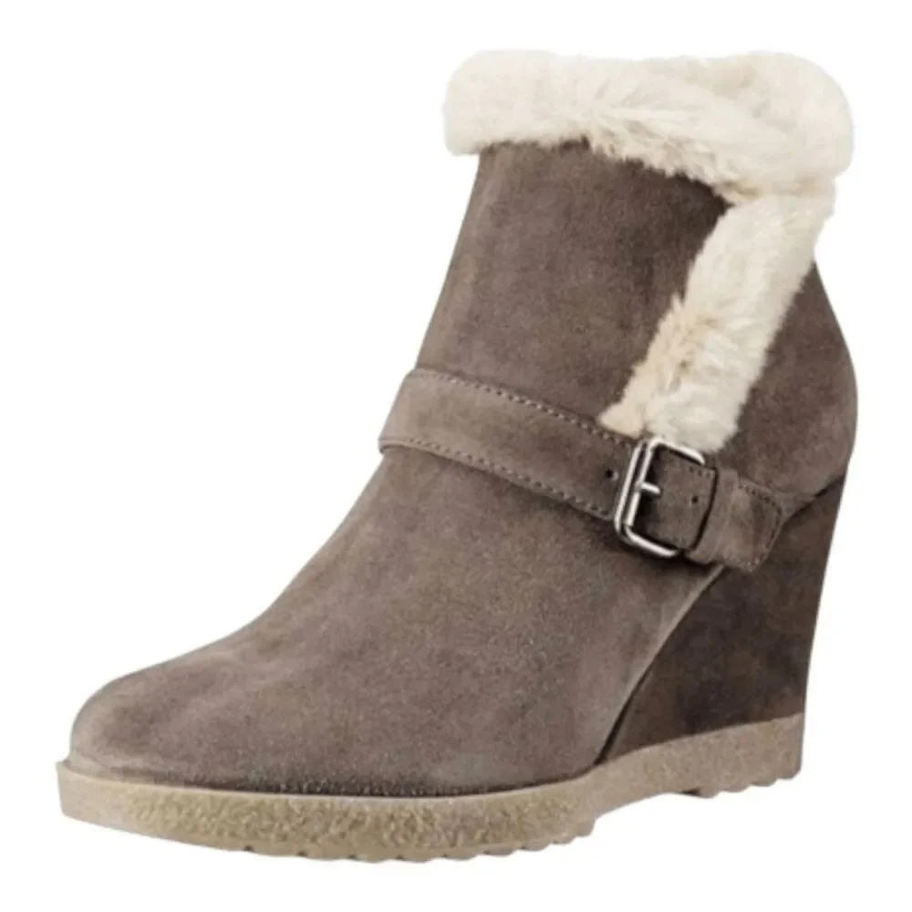 NWOB AQUATALIA Carlotta Faux-Fur Water-Resistance Suede Wedge Bootie Size 39 (US